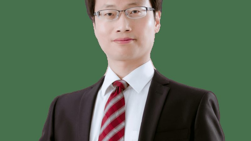 元器件型号通常由字母、数字和符号组成，其构成要素包括：